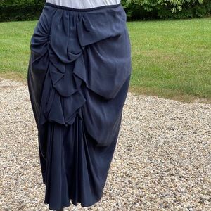 VERA WANG stunning rouched silk skirt